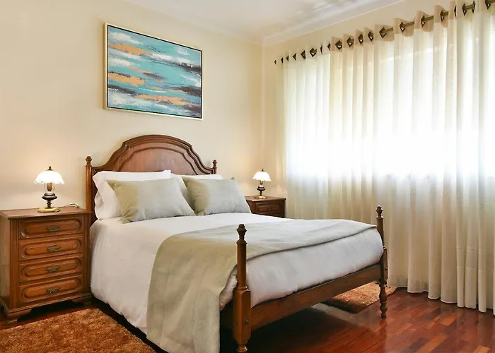 Stupendo Sun & 3br Ffoz Airconditionning Center Tavarede